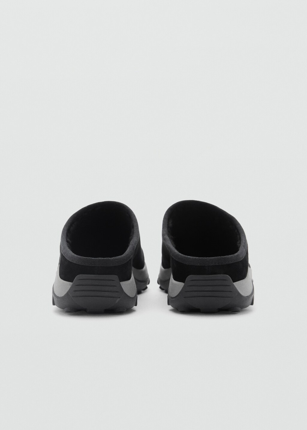 Leather clogs with track sole - Black