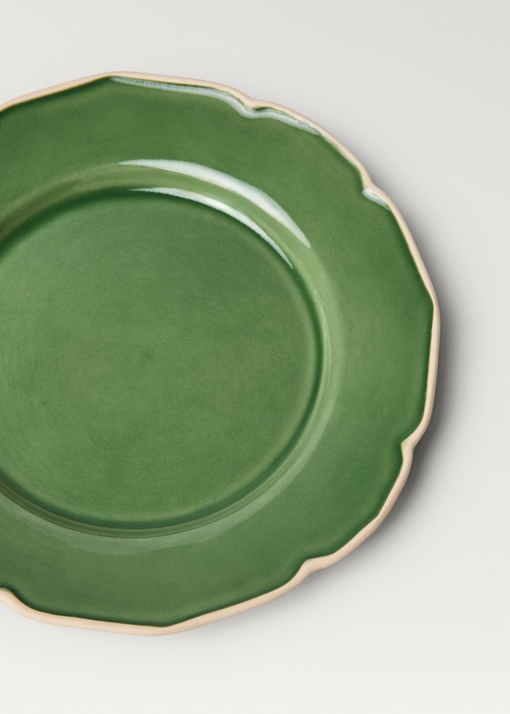 Dessert plate with wavy stoneware design - Ochre