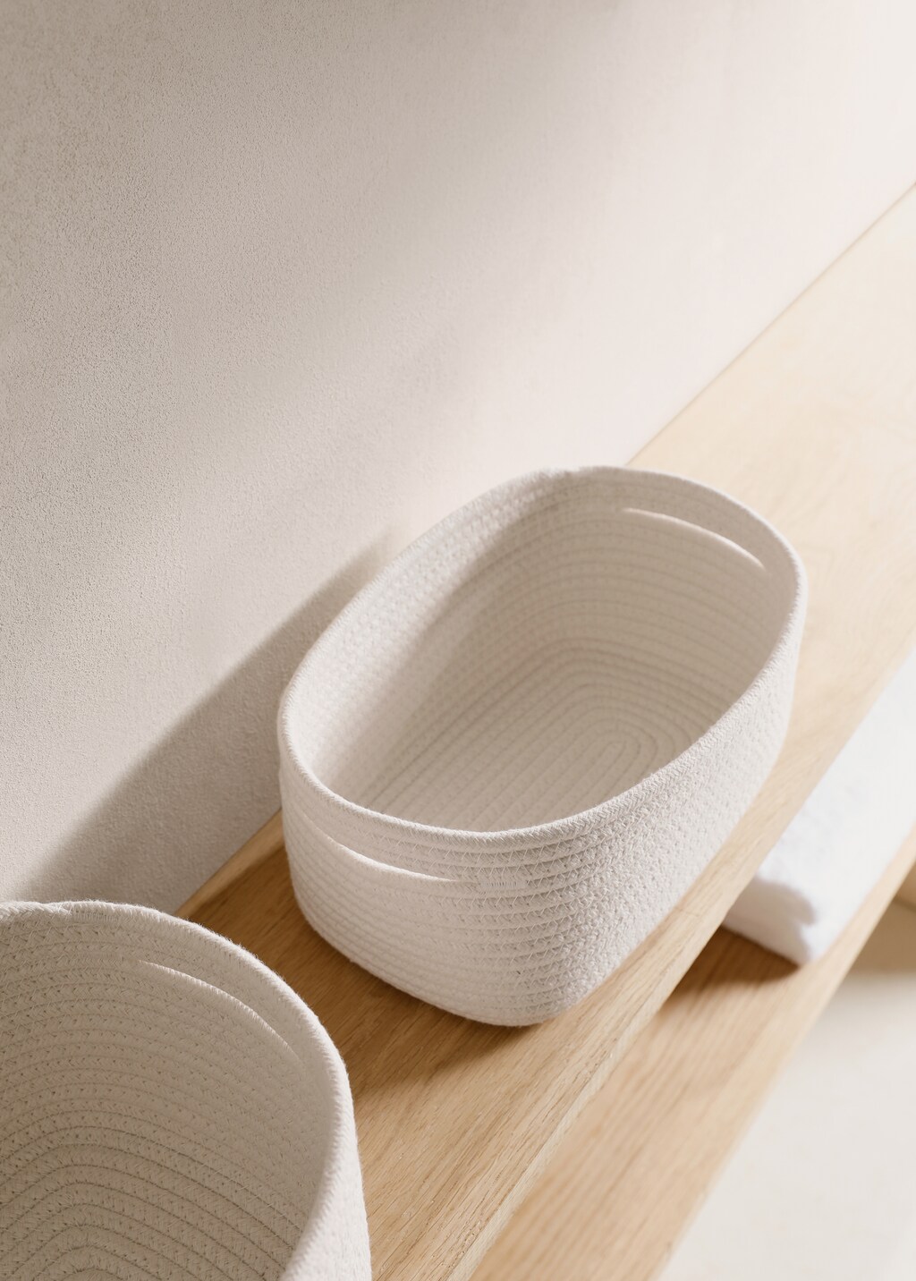 100% cotton storage basket  27x17cm - White