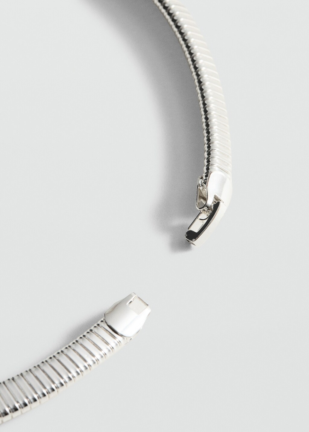 Rigid textured necklace - Silver