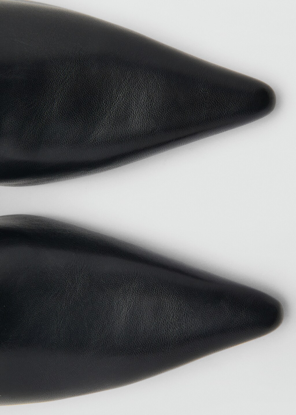 Pointed boots with zip - Black