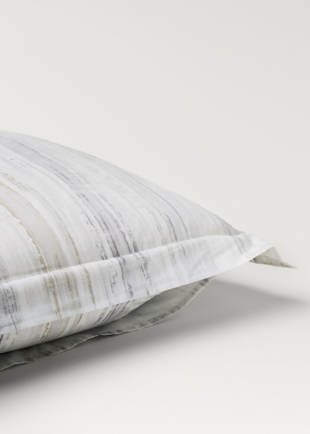 Cotton percale pillowcase with a blurred print, 60x60 cm - Grey