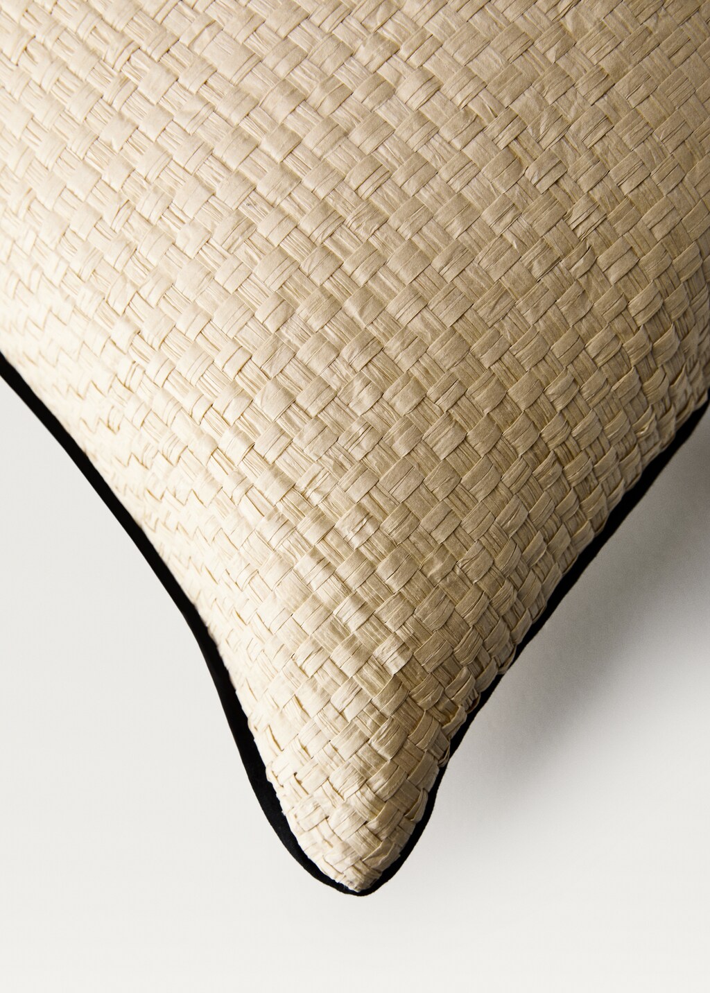 Woven paper cushion cover with piping 45x45cm - Black