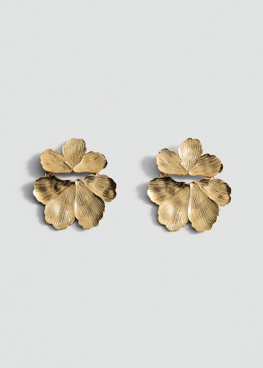 Textured flower earrings - Gold