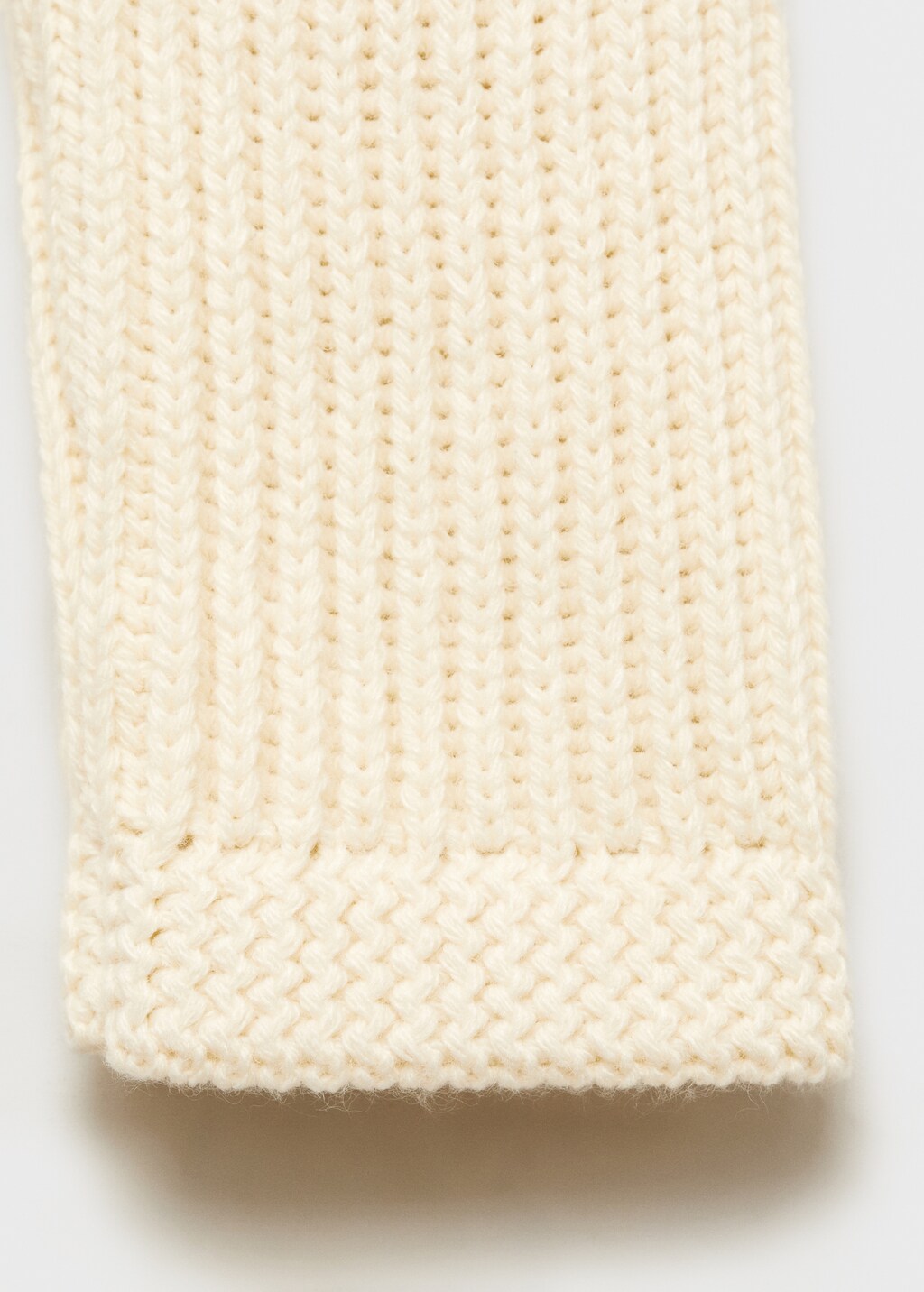 Knitted cardigan with jewel button - Ecru