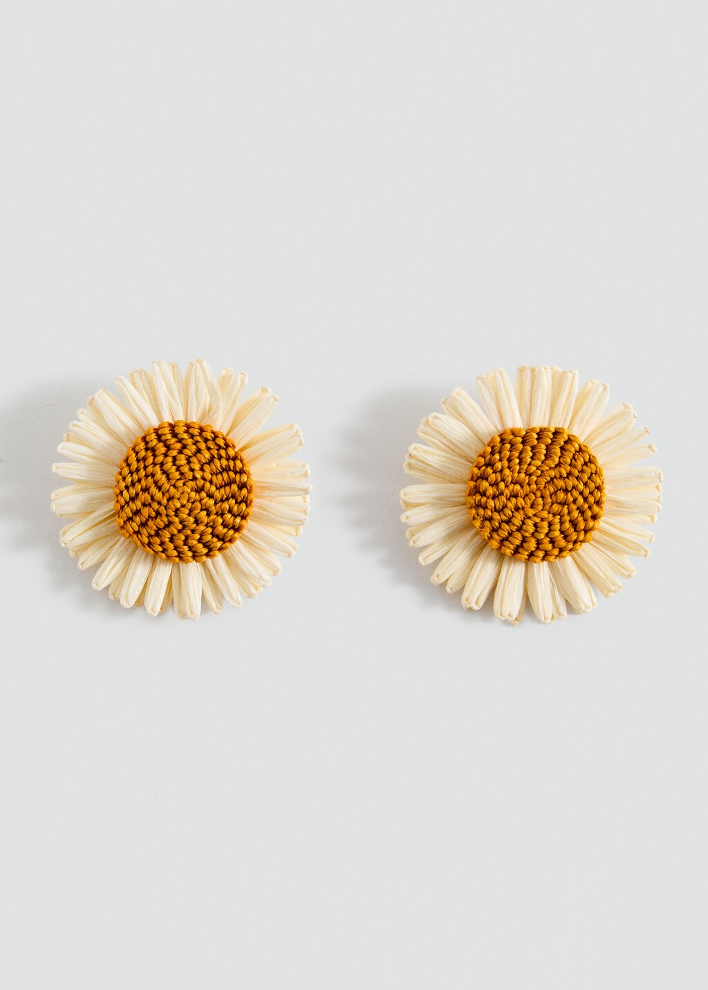 Flowers raffia earrings - Beige