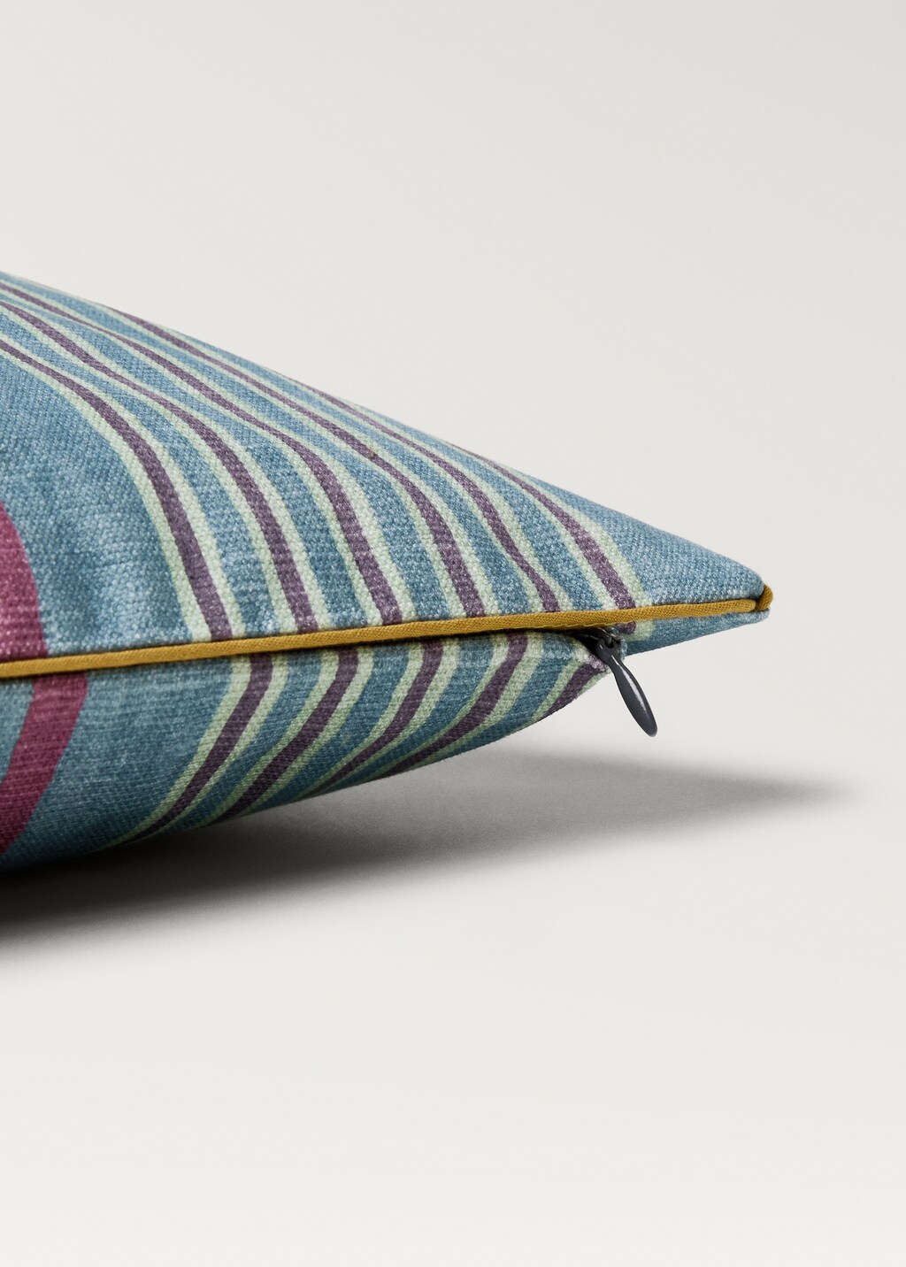 Cushion case hollyw - Medium Pink