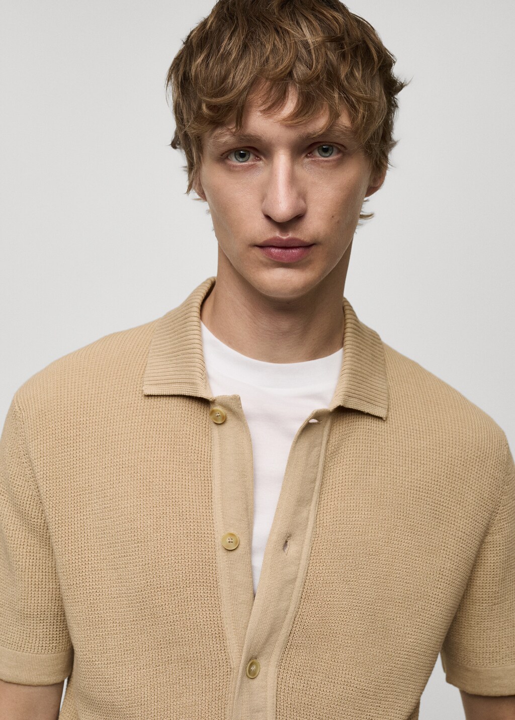 Buttoned micro-structure knitted polo shirt - Beige