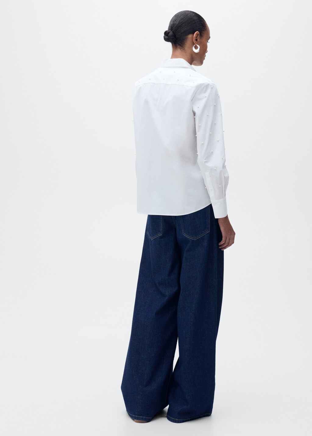 Cotton shirt with pearl detail - White