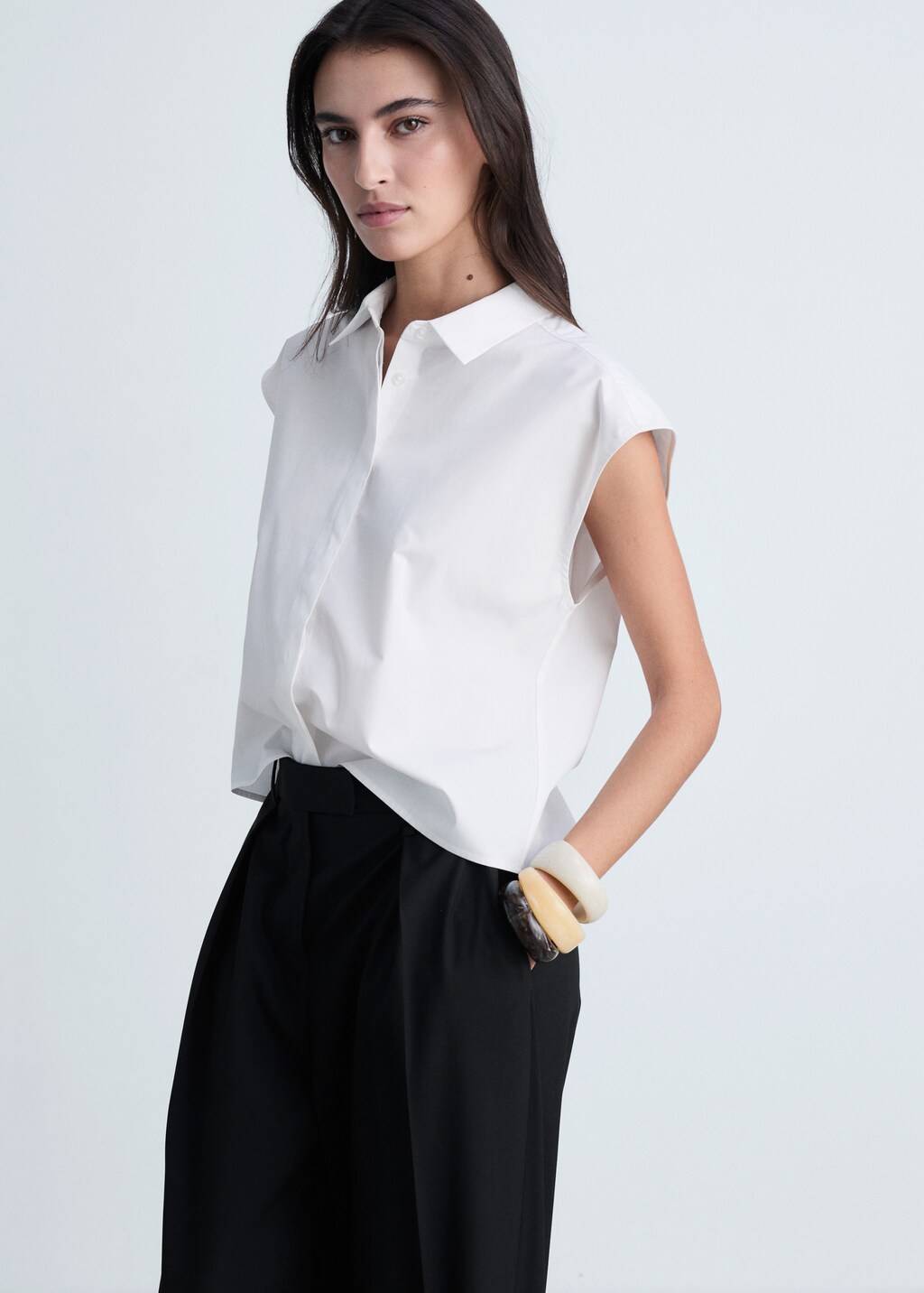 Sleeveless poplin shirt - White