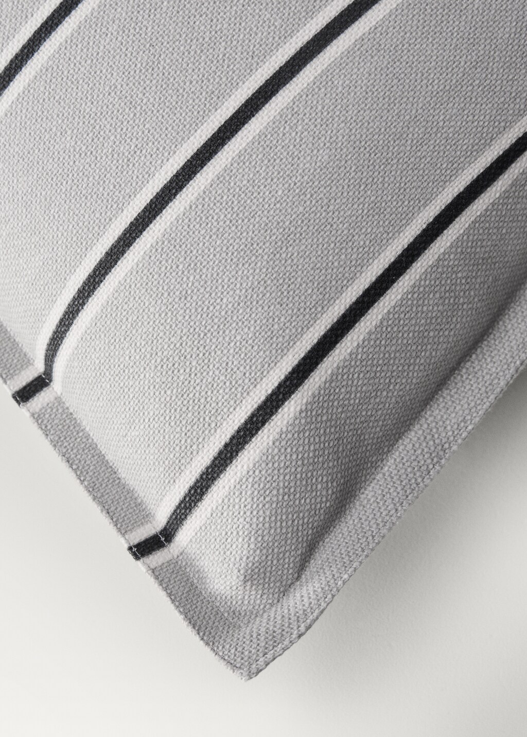 Cushion cover backstitch fine stripes 45x45 cm - Light/Pastel Grey