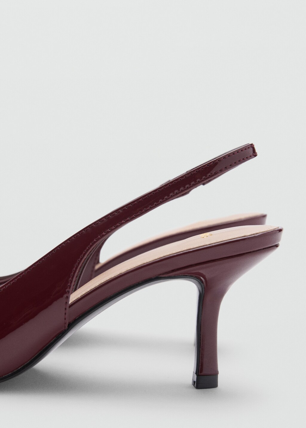 Pointed shoes with patent leather effect - Burgundy