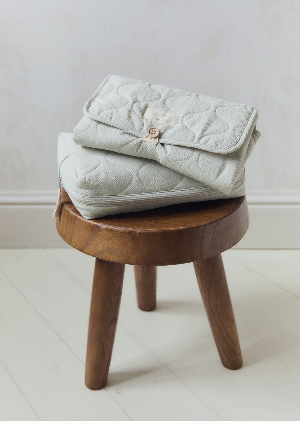 Padded travel changing mat - Pastel Green