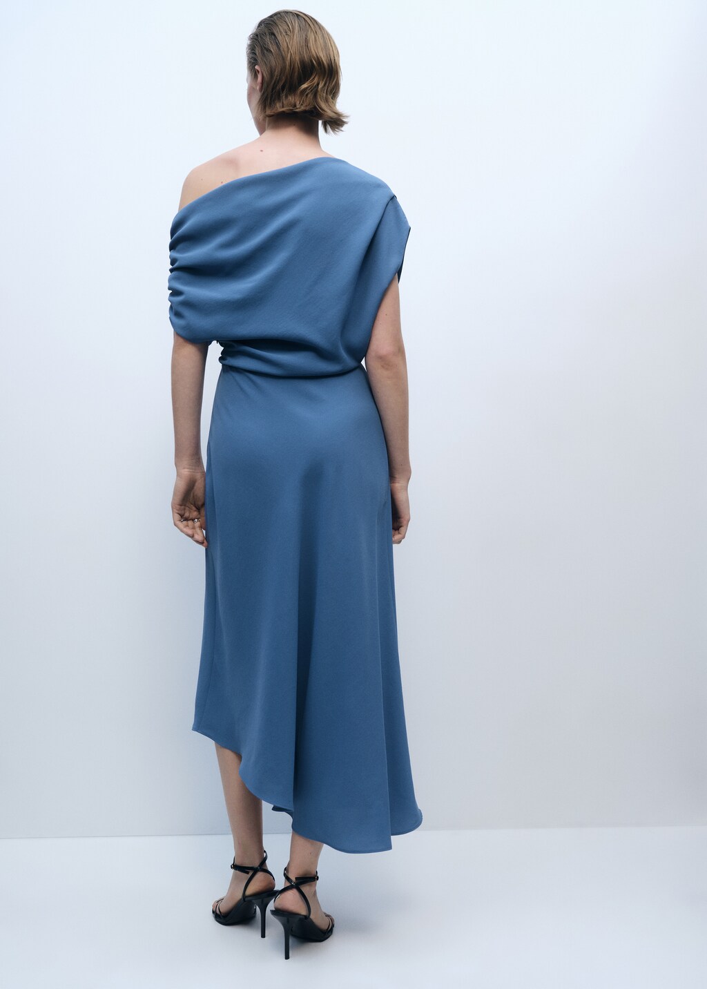 Asymmetrical-neck midi-dress - Blue