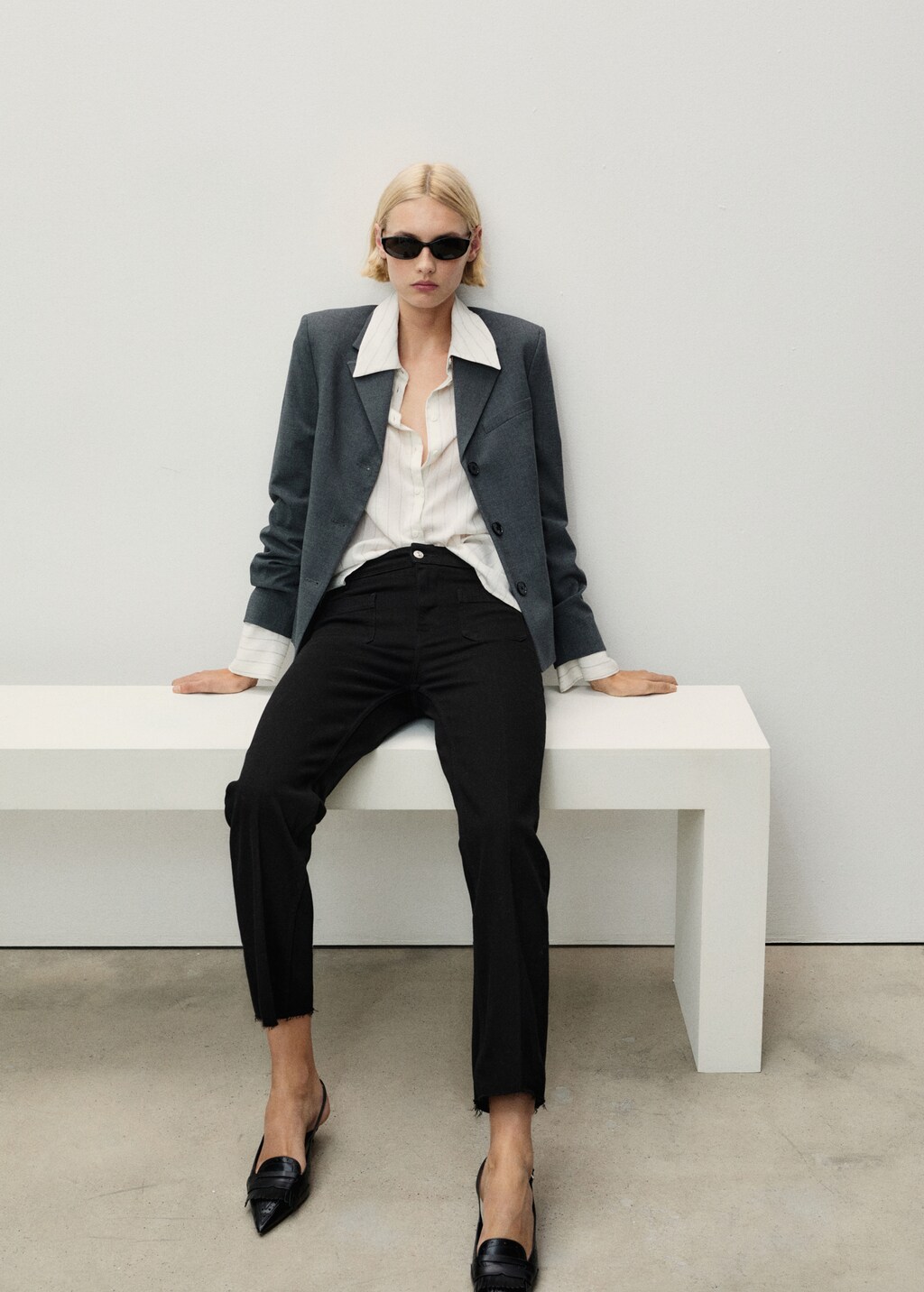 Flared cropped jeans with pockets - Chocolate