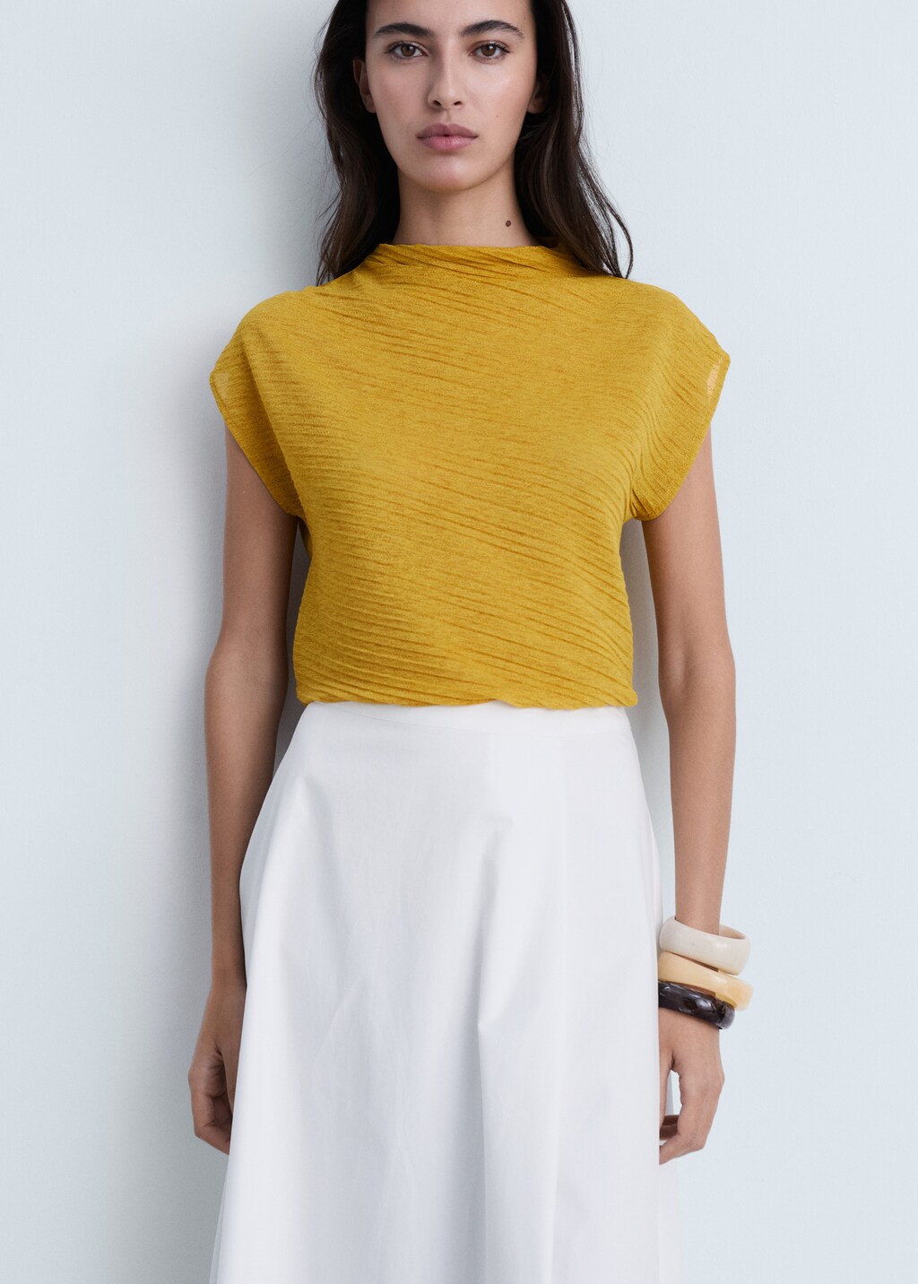 Long flared skirt with opening - White