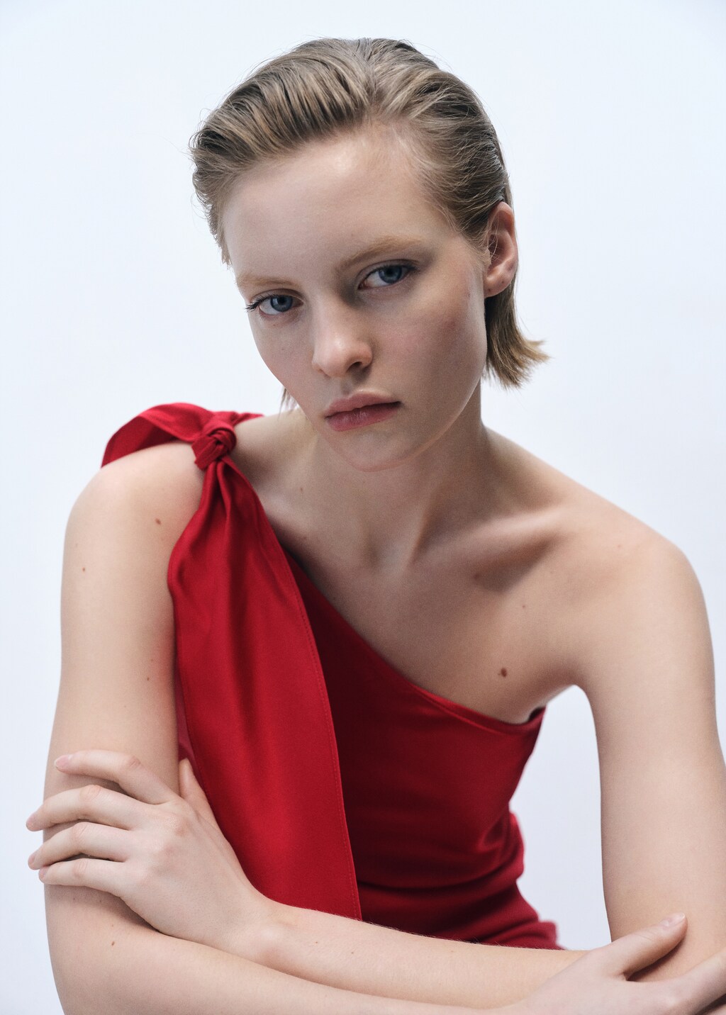 Satin dress with bow - Red