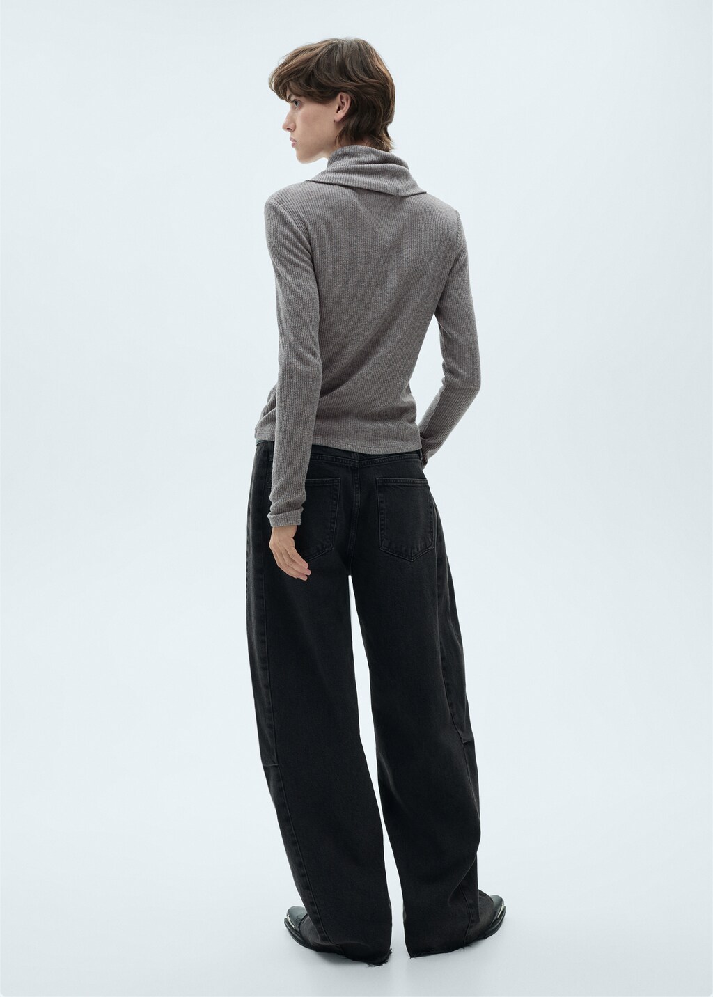 Turtle neck ribbed t-shirt - Brown