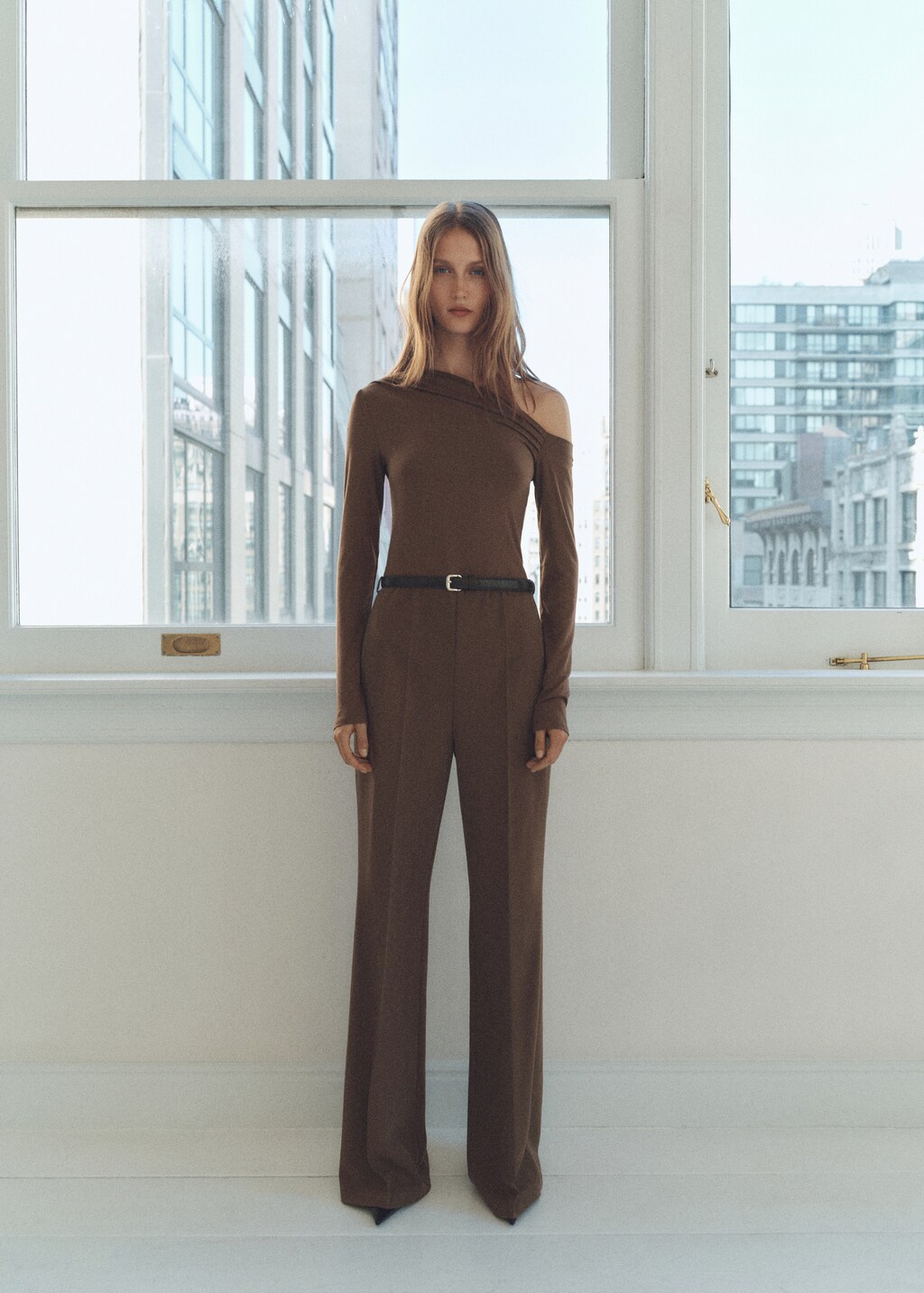 Combined-fabric jumpsuit with belt - Brown