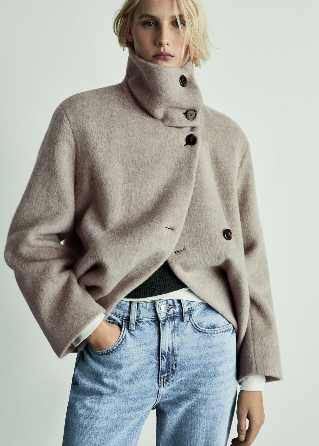 Turtleneck wool coat - Beige