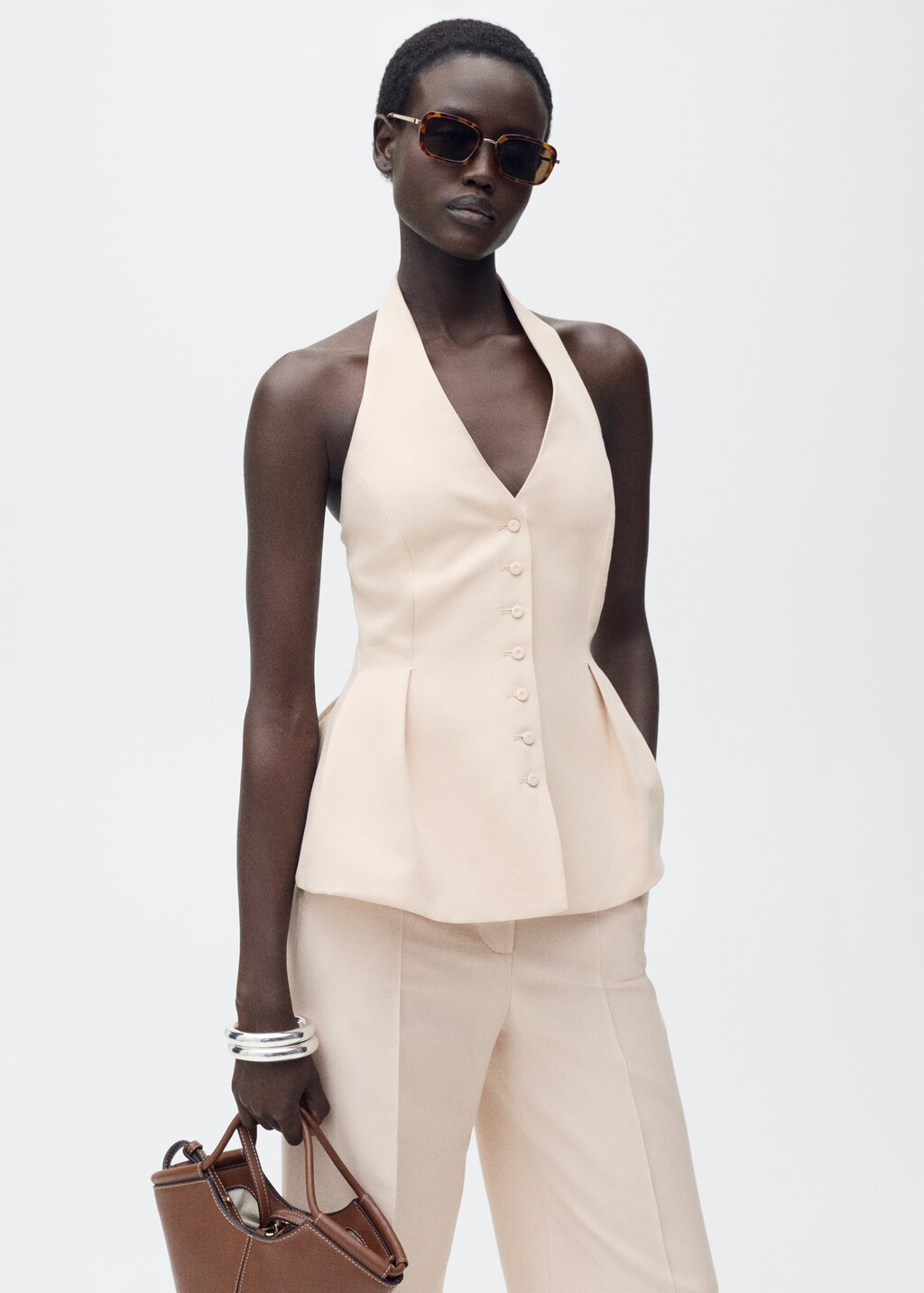 Halter-neck waistcoat with pleats - Nude