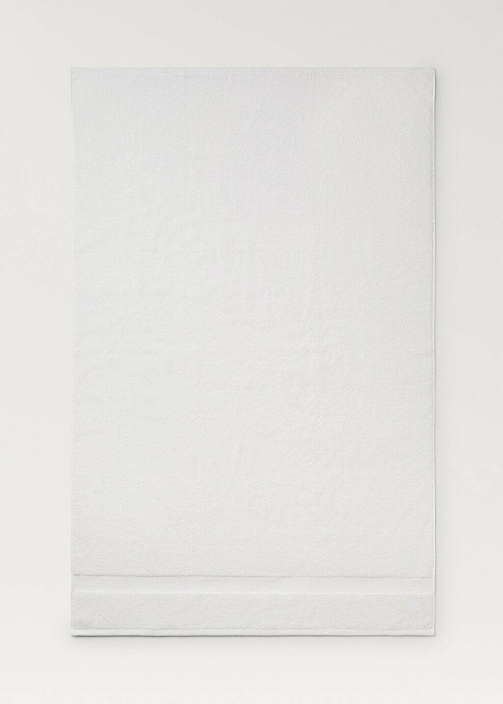 Extra-soft cotton bath towel - White