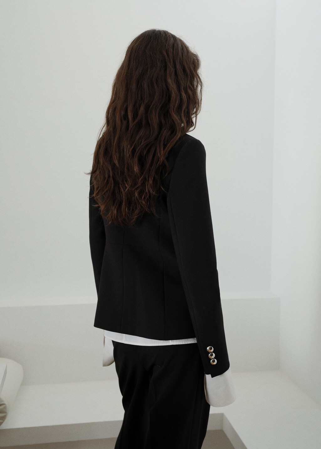 Jacket with jewel-button strip collar - Black