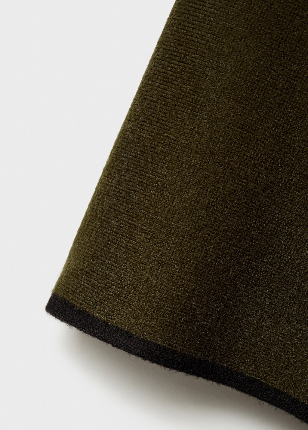 Knitted cape with contrasting trim - Khaki