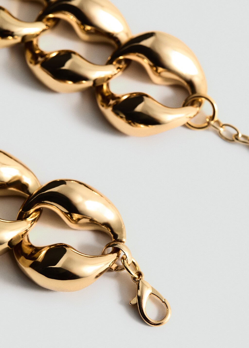 Pendant with rhinestone links - Gold