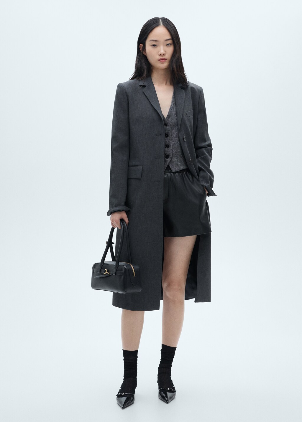 Leather-effect shorts with elastic waist - Black