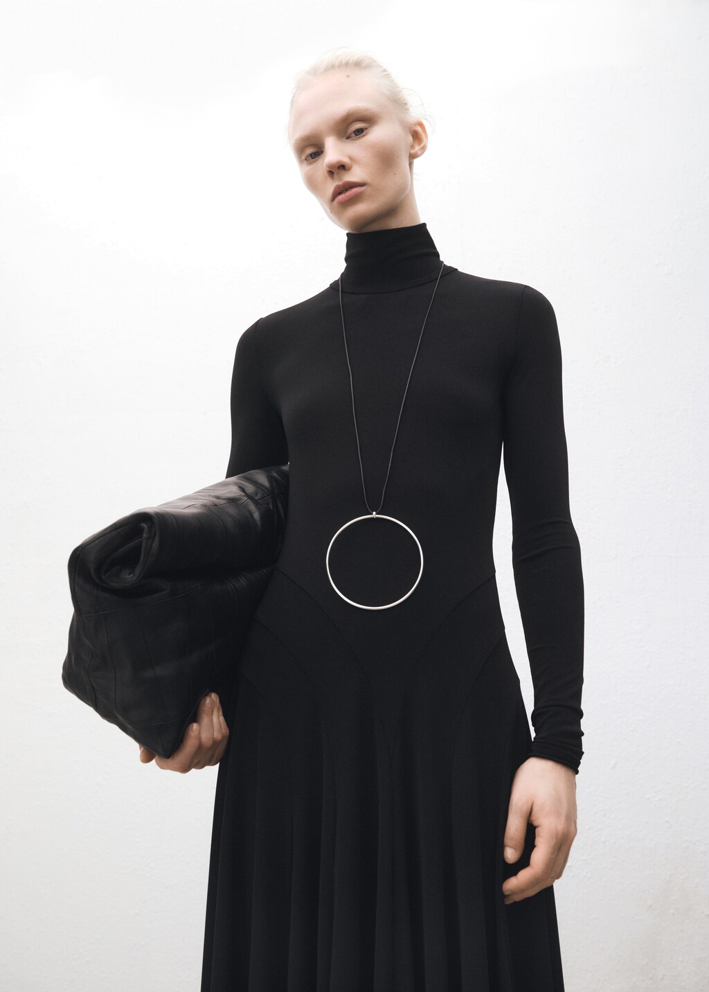 Maxi leather hoop necklace - Silver