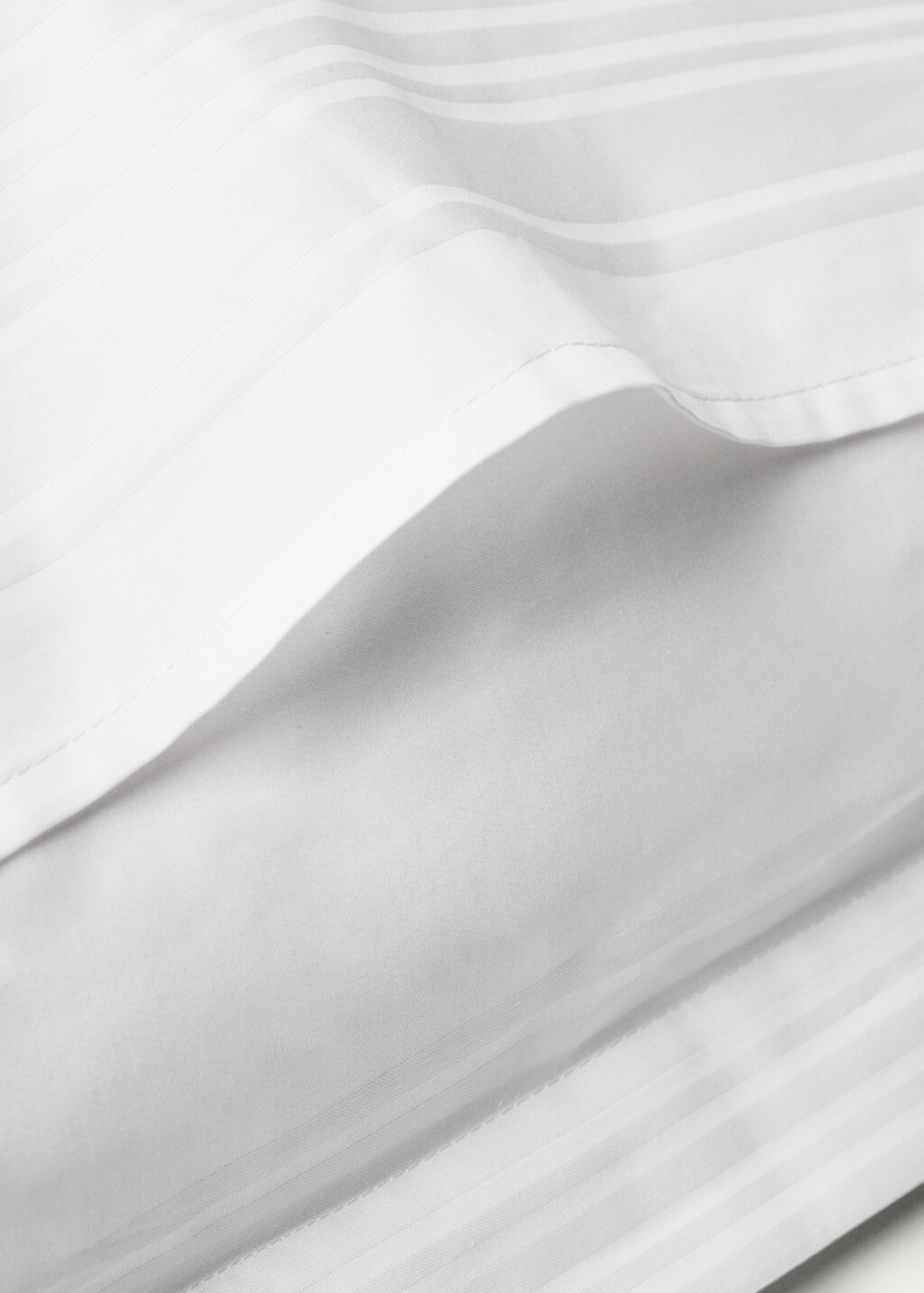 Cotton sateen 300 thread count striped pillowcase 60x60 cm - White