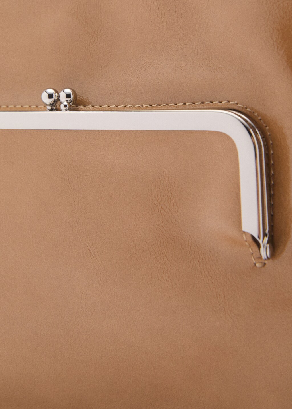 Shoulder bag with pochette pocket - Medium Brown