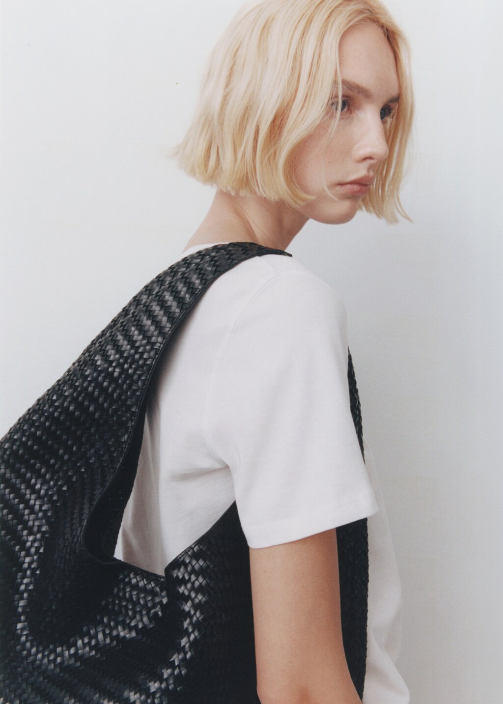 V-neck cotton T-shirt - Beige