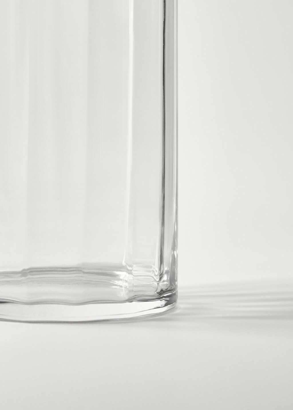 Hand-blown glass vase with large stripes - Grey