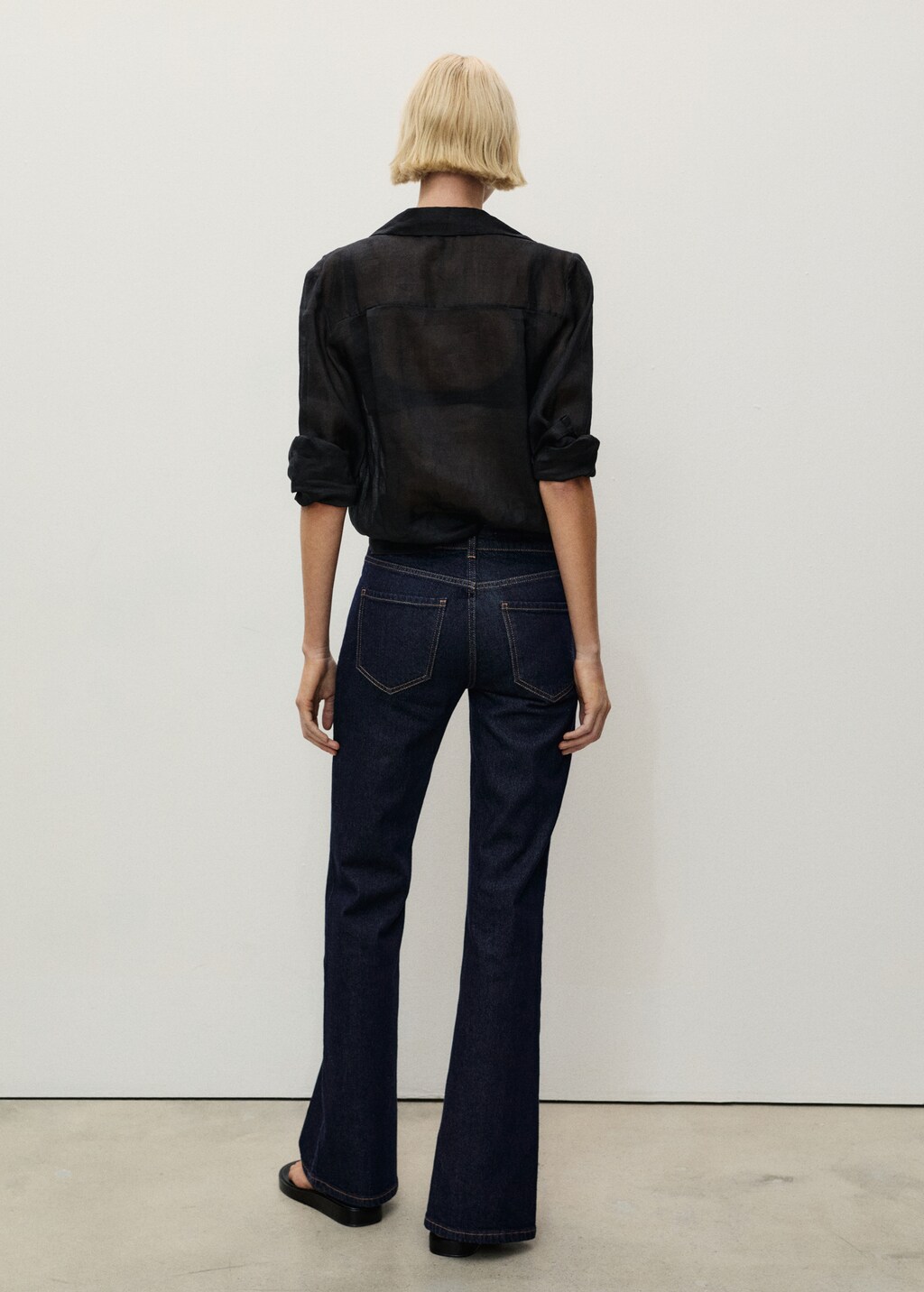 Medium-rise straight jeans with slits - Medium Blue