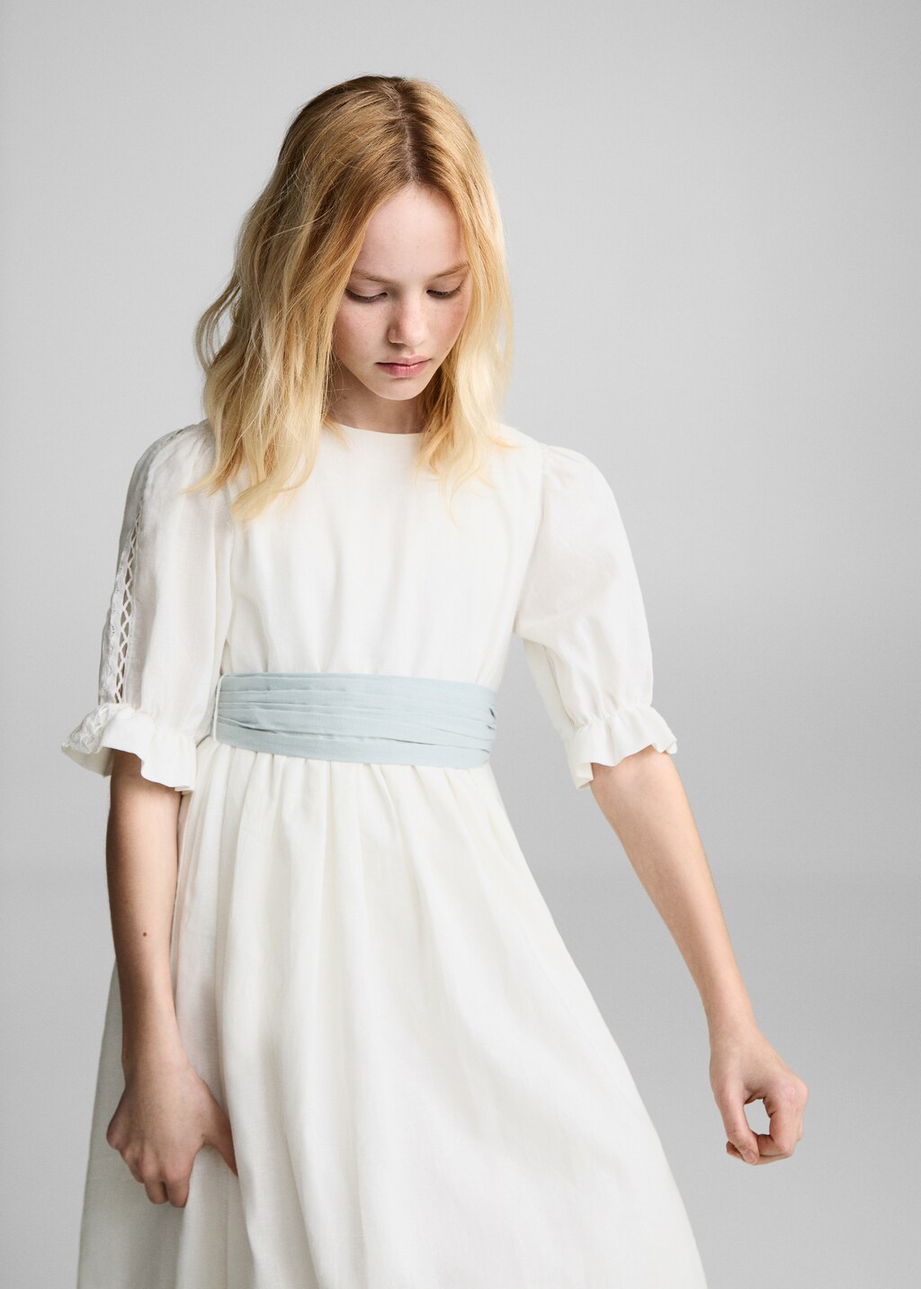 Ruffled linen dress - White