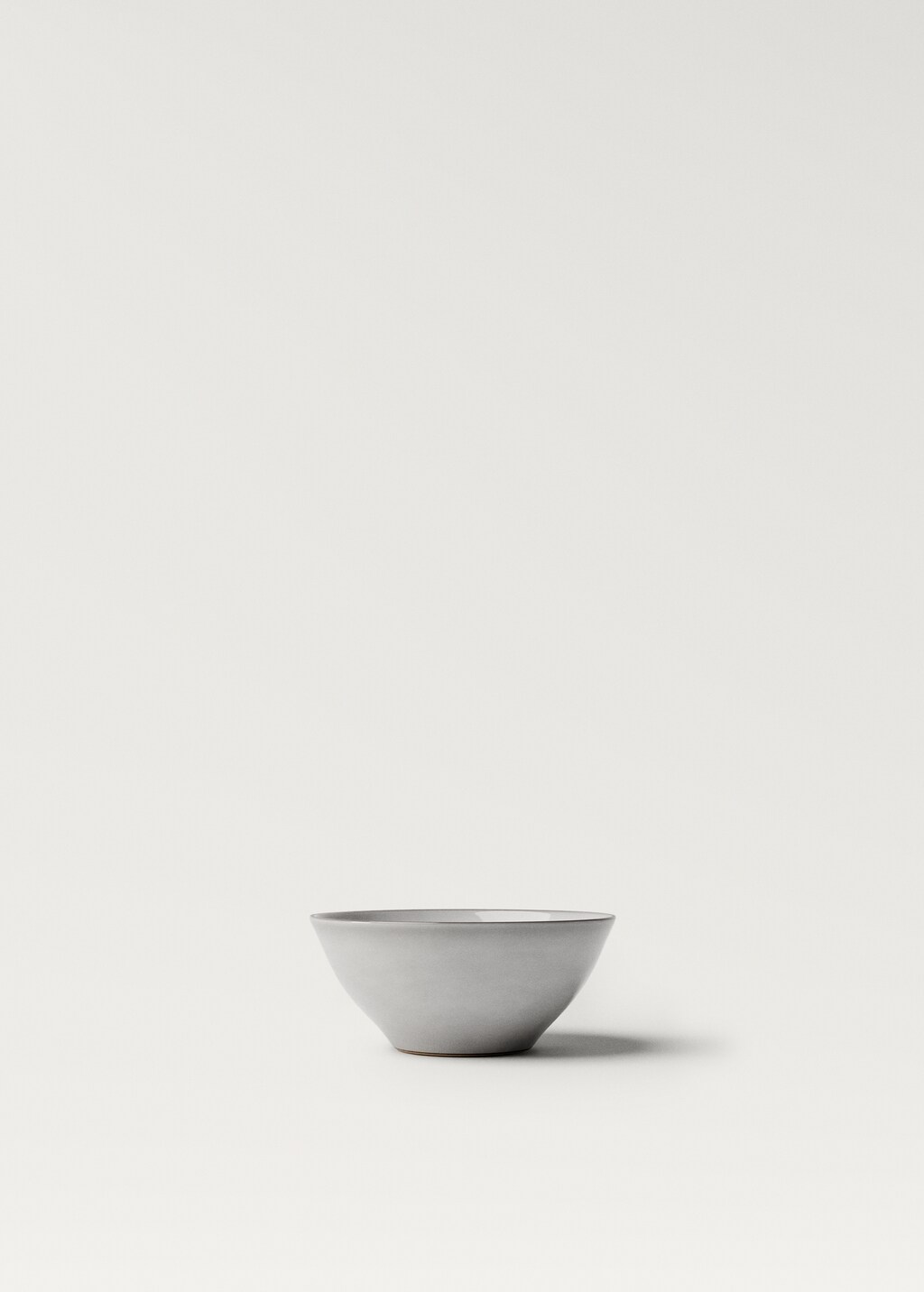 Stoneware bowl with contrast rim - White