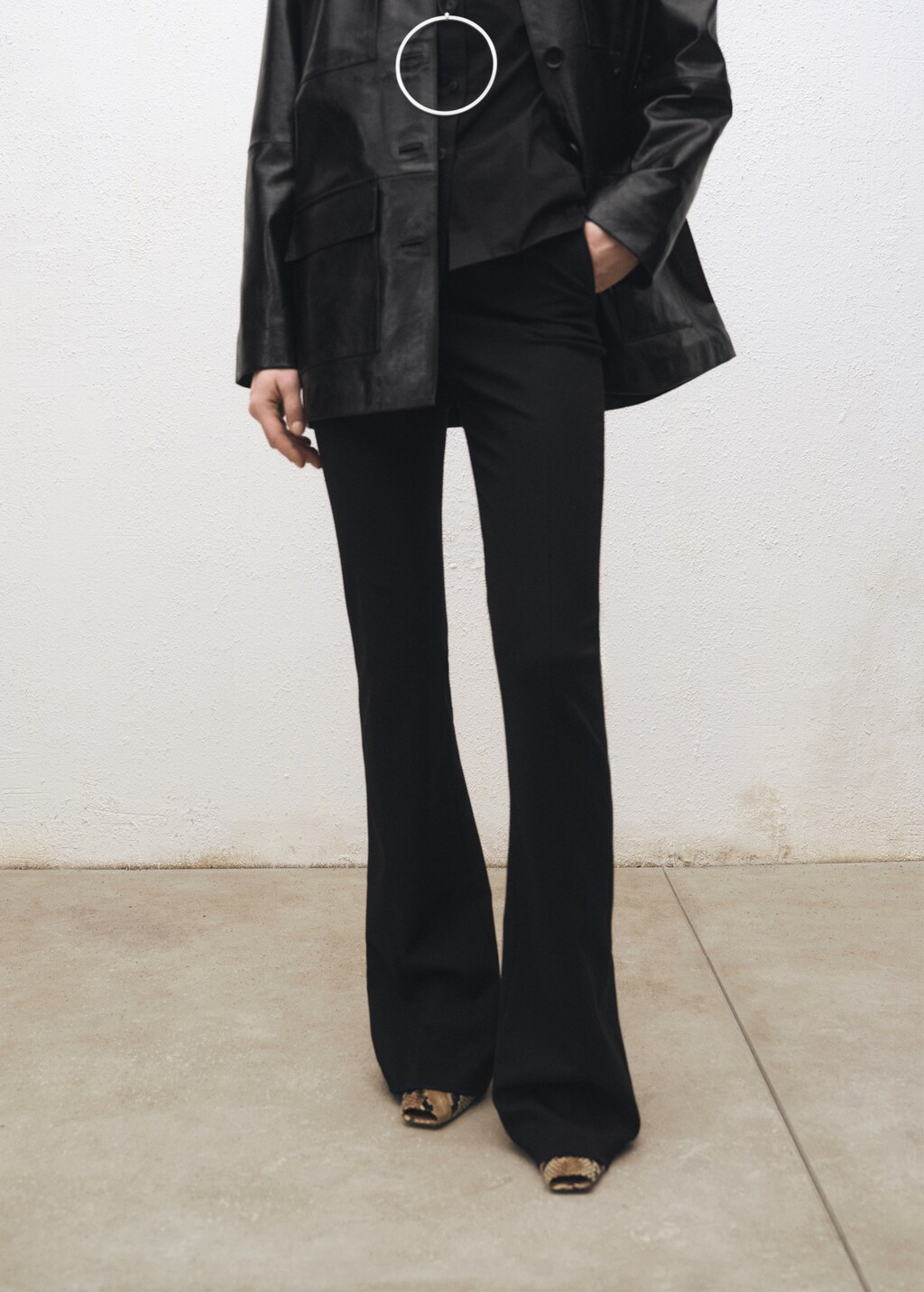 Flared suit trousers with openings - Black