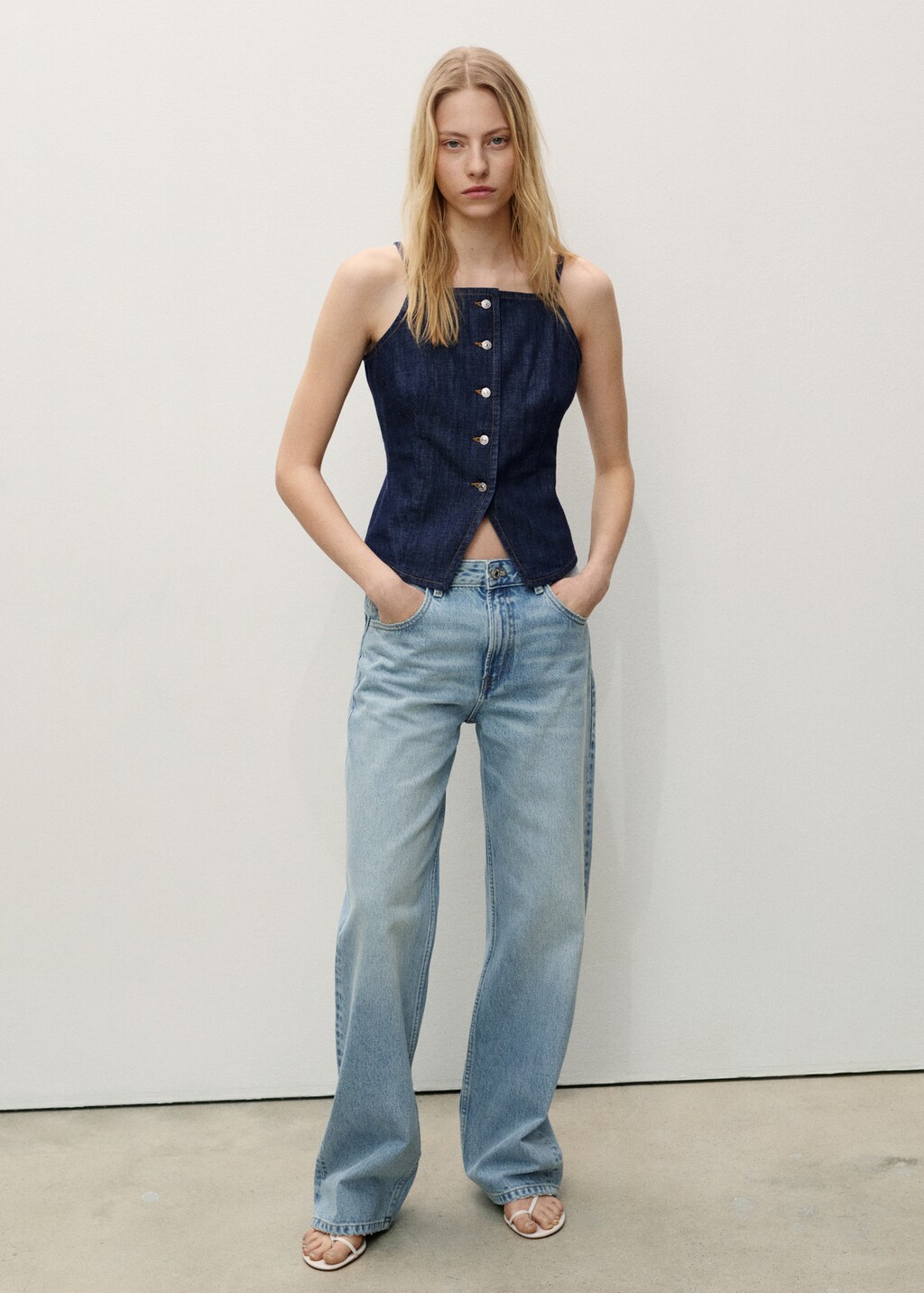 Miami medium-rise straight-fit jeans - Black denim