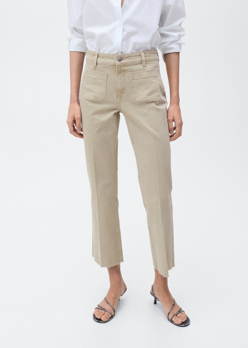 Flared cropped jeans with pockets - Black denim