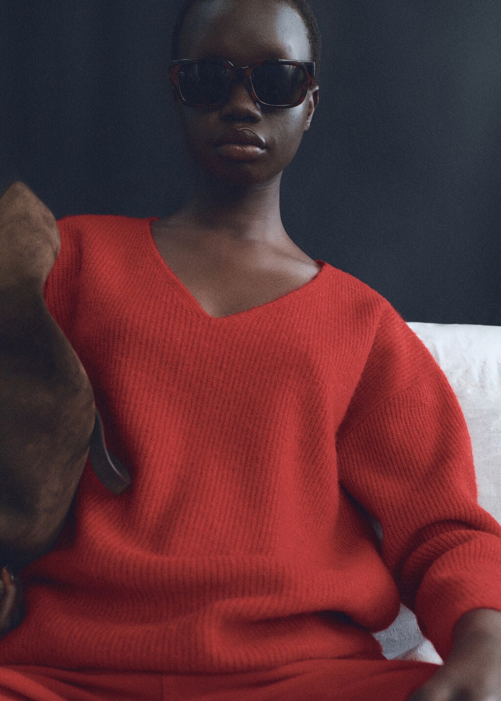 V-neck knit sweater - Ecru