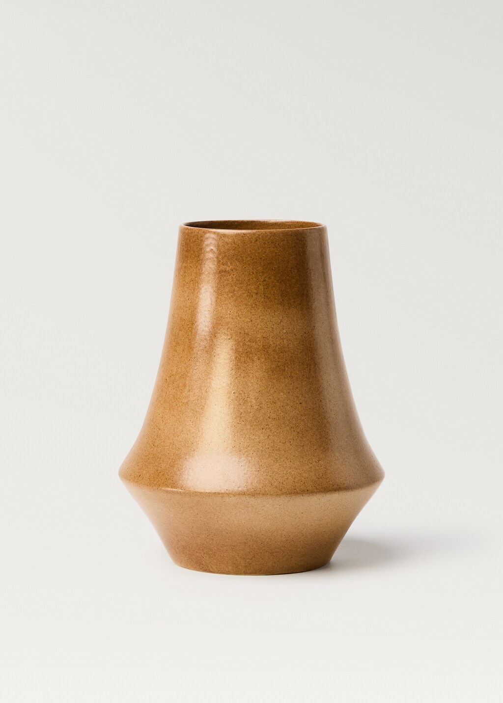 Large totem vase - Light/Pastel Brown