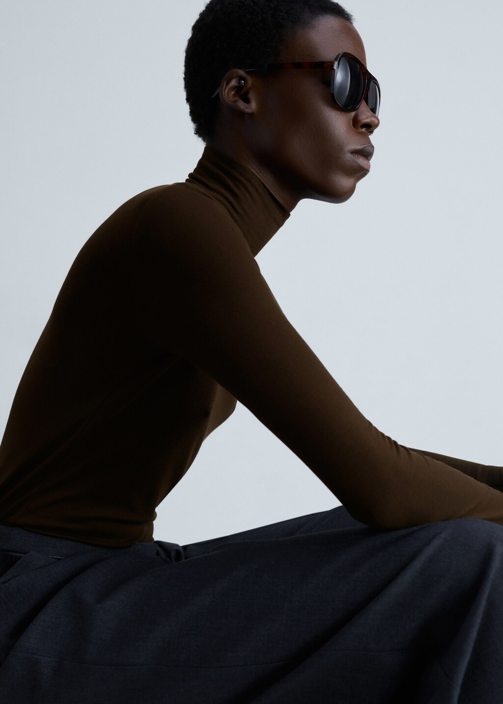 Turtleneck long-sleeved t-shirt - Black