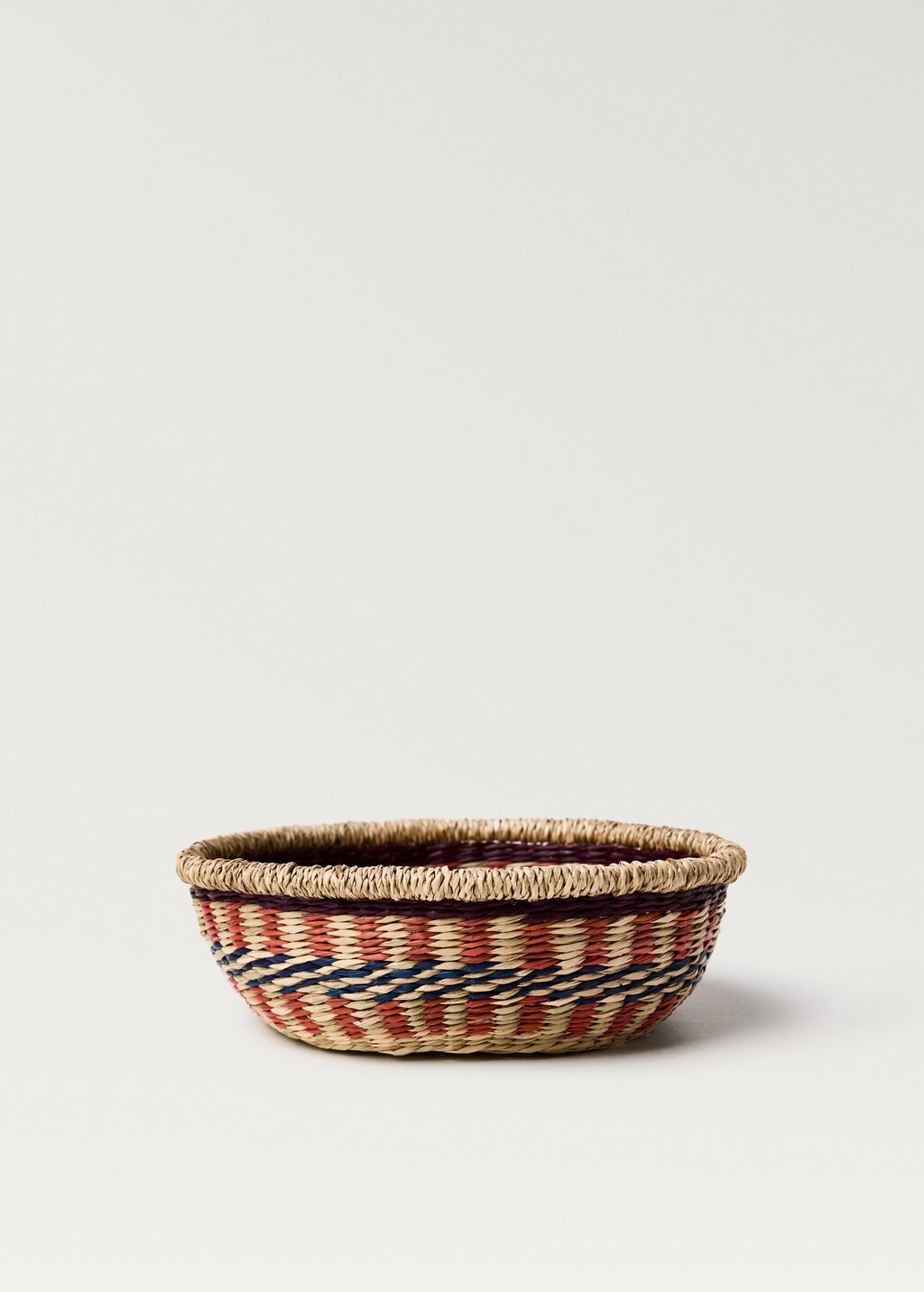 Medium coloured seagrass basket - Brown
