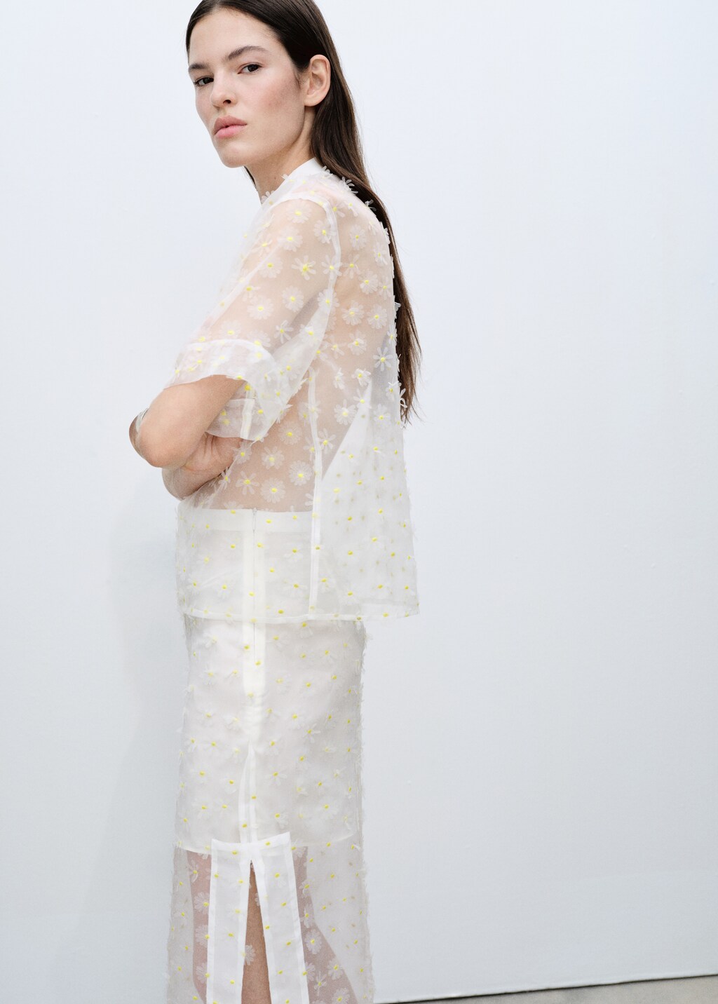 Semi-transparent skirt embroidered with flowers - Off White