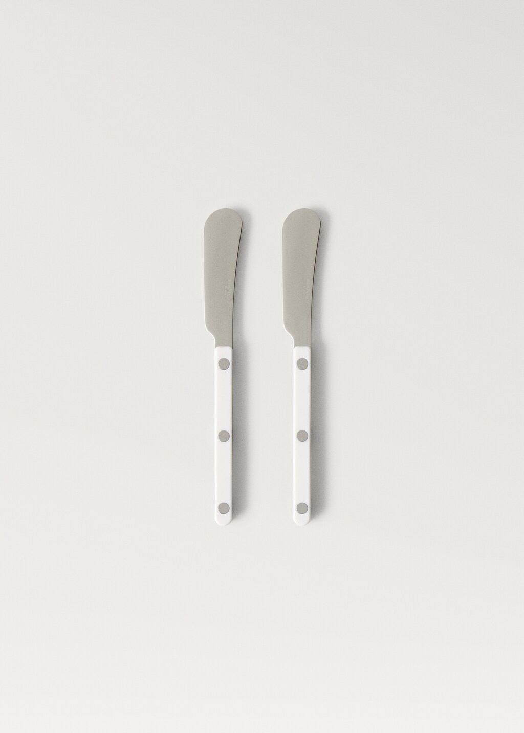 2-piece butter knife set with resin handle - White