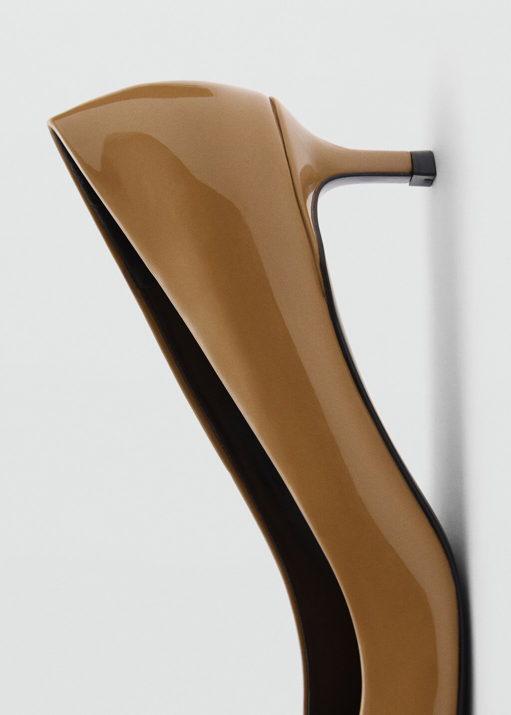 Kitten-heel pointed-toe shoes with patent leather effect - Burgundy