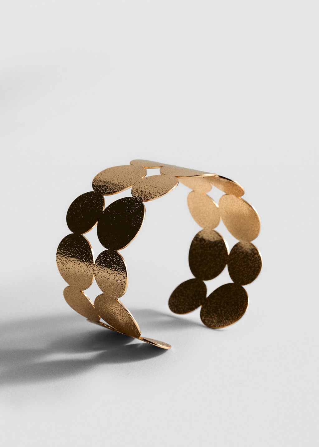 Rigid circle bracelet - Gold