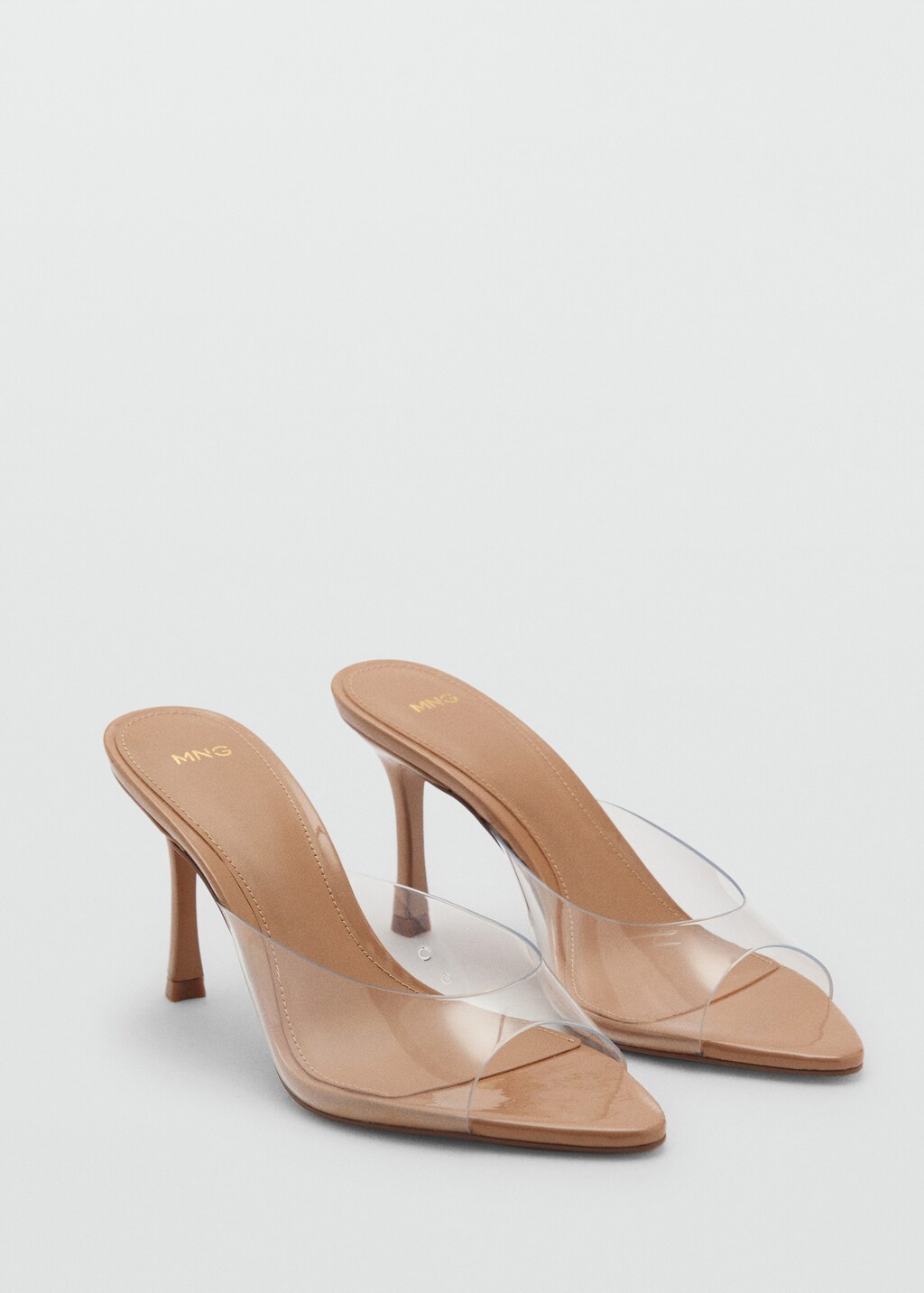 Heeled shoes with vinyl panel - Nude